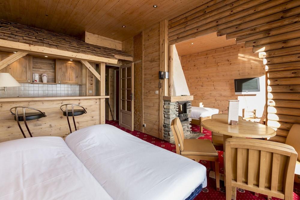 Hotel Carlina La Clusaz Esterno foto